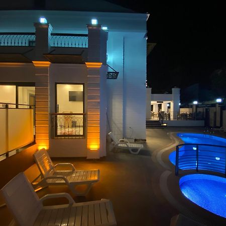 Miyas Luxury Hotel ケメル エクステリア 写真
