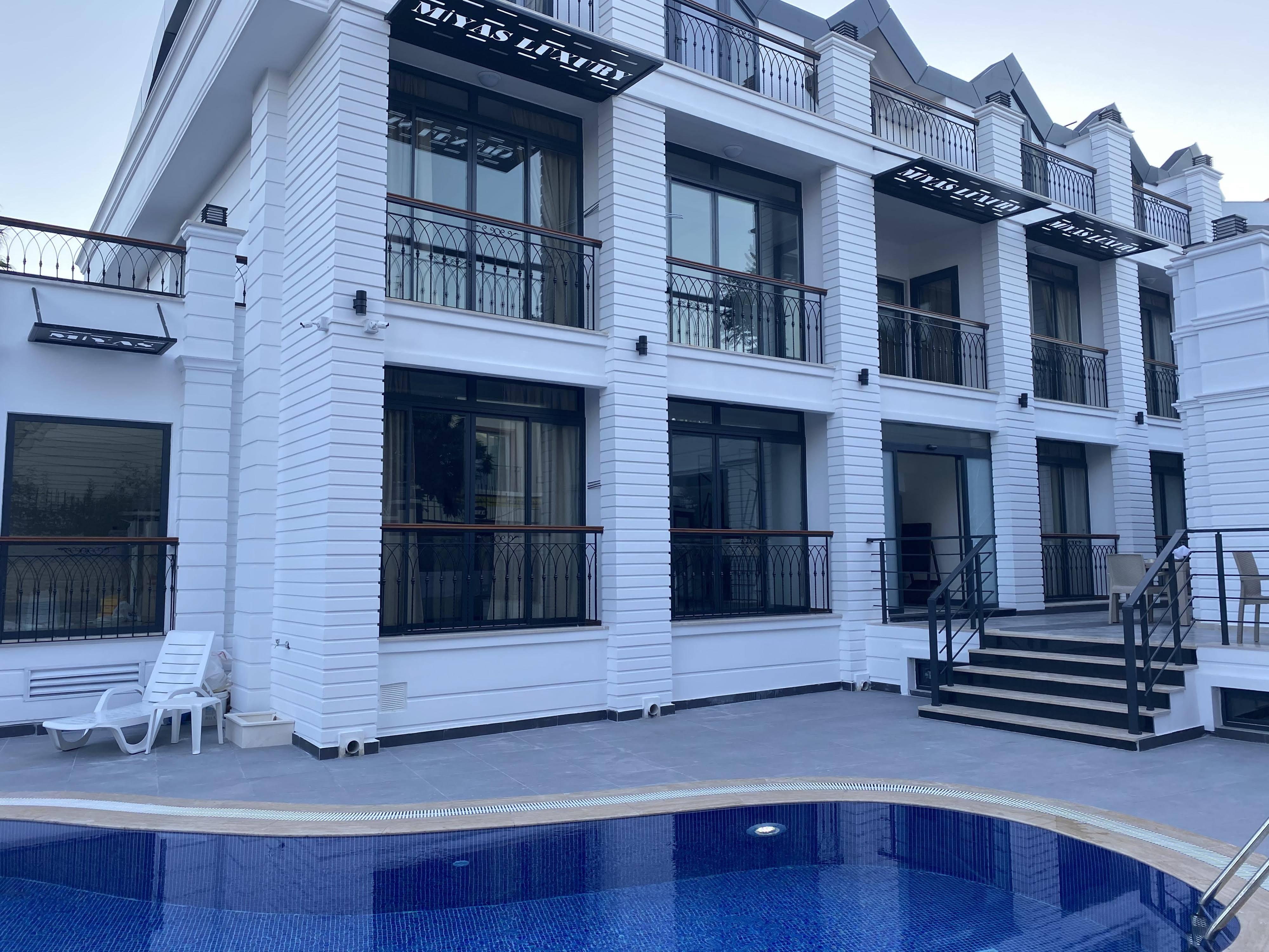 Miyas Luxury Hotel ケメル エクステリア 写真