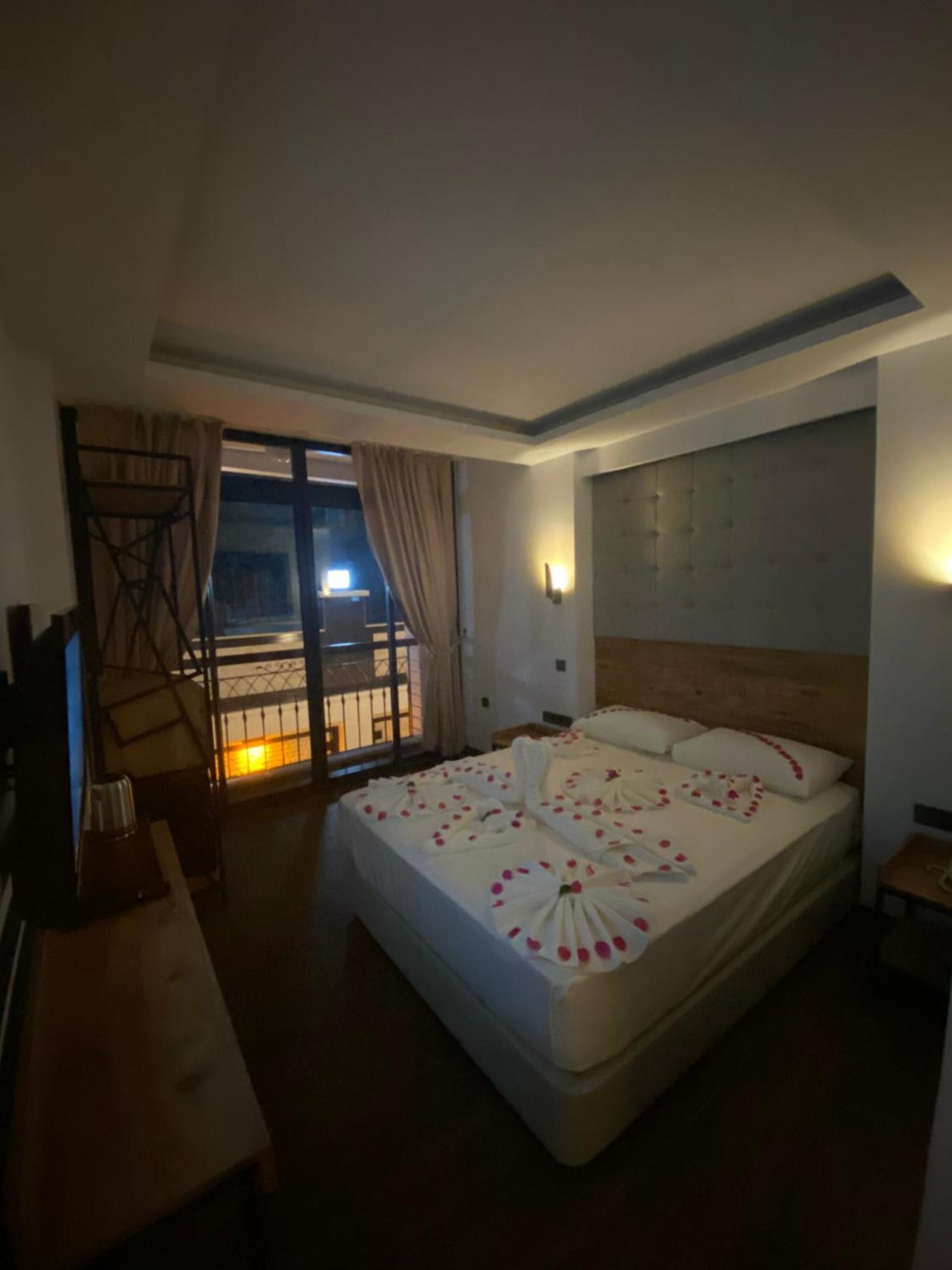 Miyas Luxury Hotel ケメル エクステリア 写真