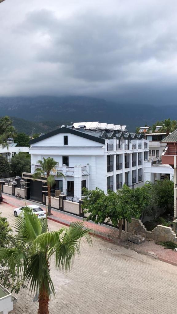 Miyas Luxury Hotel ケメル エクステリア 写真