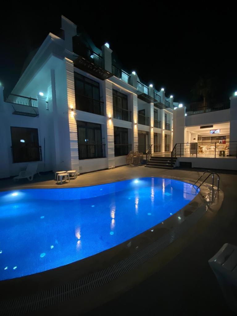 Miyas Luxury Hotel ケメル エクステリア 写真