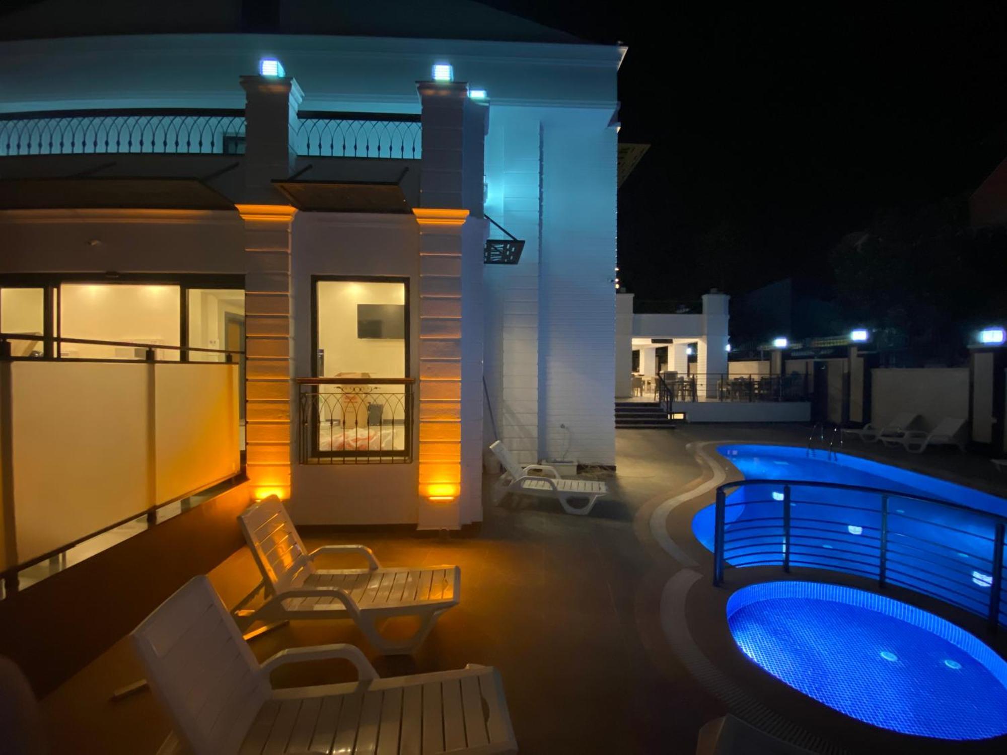 Miyas Luxury Hotel ケメル エクステリア 写真