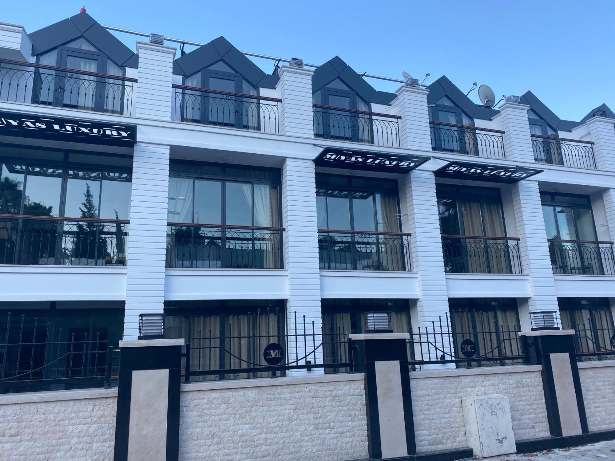 Miyas Luxury Hotel ケメル エクステリア 写真