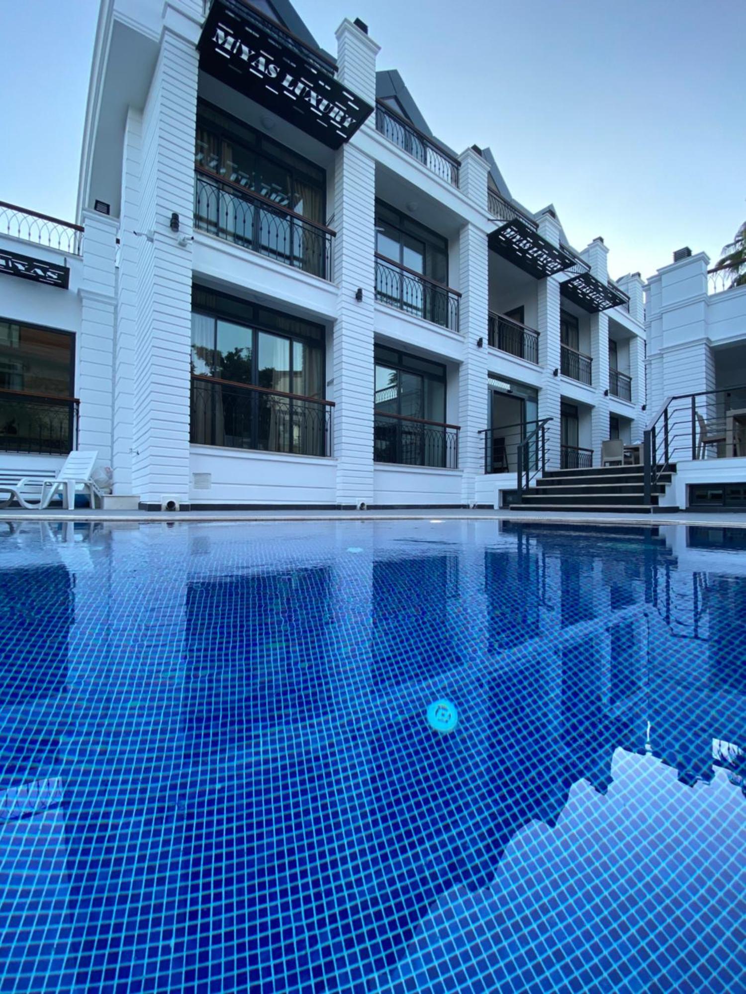 Miyas Luxury Hotel ケメル エクステリア 写真